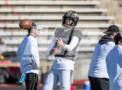 Thumbnail 1 in De Smet Jesuit vs. Raymore-Peculiar (MSHSAA Class 6 Championship) photogallery.