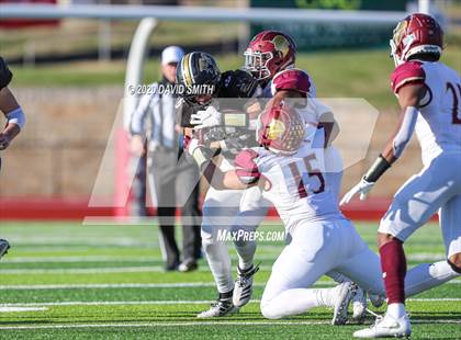 Thumbnail 3 in De Smet Jesuit vs. Raymore-Peculiar (MSHSAA Class 6 Championship) photogallery.