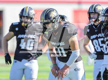 Thumbnail 3 in De Smet Jesuit vs. Raymore-Peculiar (MSHSAA Class 6 Championship) photogallery.