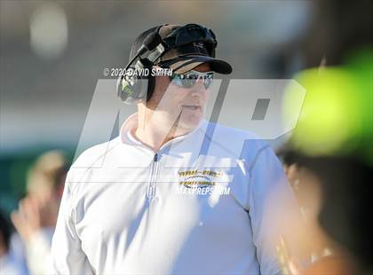 Thumbnail 2 in De Smet Jesuit vs. Raymore-Peculiar (MSHSAA Class 6 Championship) photogallery.