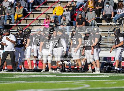 Thumbnail 2 in De Smet Jesuit vs. Raymore-Peculiar (MSHSAA Class 6 Championship) photogallery.