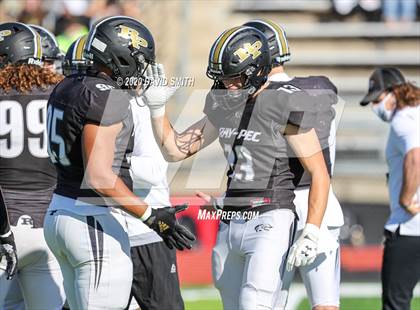 Thumbnail 3 in De Smet Jesuit vs. Raymore-Peculiar (MSHSAA Class 6 Championship) photogallery.