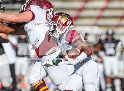 Thumbnail 3 in De Smet Jesuit vs. Raymore-Peculiar (MSHSAA Class 6 Championship) photogallery.