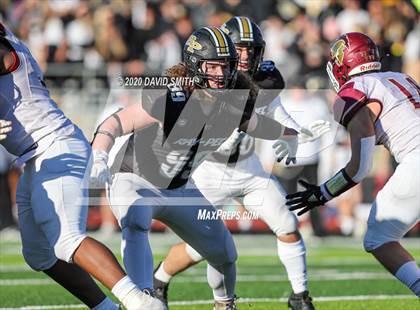 Thumbnail 2 in De Smet Jesuit vs. Raymore-Peculiar (MSHSAA Class 6 Championship) photogallery.