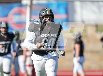 Thumbnail 3 in De Smet Jesuit vs. Raymore-Peculiar (MSHSAA Class 6 Championship) photogallery.