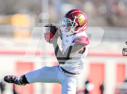 Thumbnail 3 in De Smet Jesuit vs. Raymore-Peculiar (MSHSAA Class 6 Championship) photogallery.