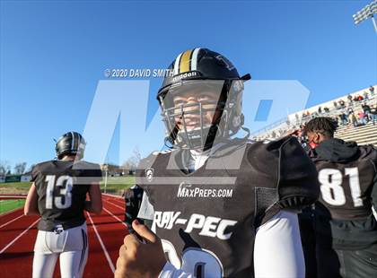 Thumbnail 1 in De Smet Jesuit vs. Raymore-Peculiar (MSHSAA Class 6 Championship) photogallery.