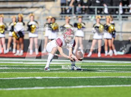 Thumbnail 3 in De Smet Jesuit vs. Raymore-Peculiar (MSHSAA Class 6 Championship) photogallery.