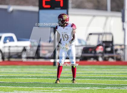 Thumbnail 3 in De Smet Jesuit vs. Raymore-Peculiar (MSHSAA Class 6 Championship) photogallery.
