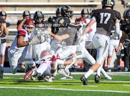 Thumbnail 2 in De Smet Jesuit vs. Raymore-Peculiar (MSHSAA Class 6 Championship) photogallery.
