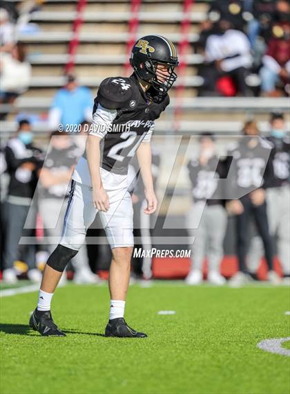 Thumbnail 2 in De Smet Jesuit vs. Raymore-Peculiar (MSHSAA Class 6 Championship) photogallery.