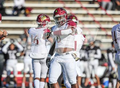 Thumbnail 1 in De Smet Jesuit vs. Raymore-Peculiar (MSHSAA Class 6 Championship) photogallery.