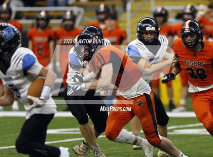 Thumbnail 1 in Kendrick vs. Dietrich photogallery.