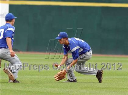 Thumbnail 2 in Lyman Memorial vs. Fitch (ECC Semifinal) photogallery.