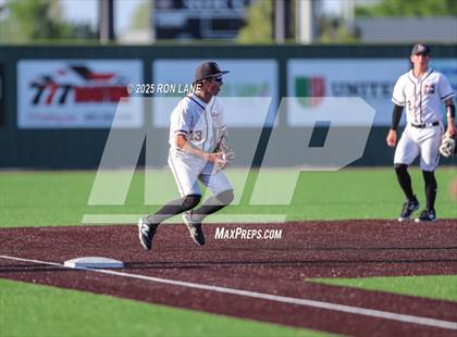 Thumbnail 3 in Mustang @ Edmond North photogallery.