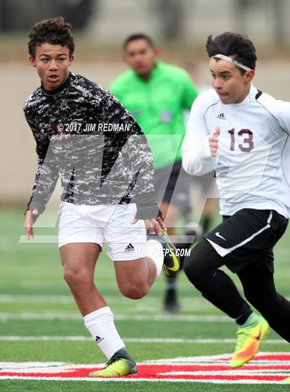 Thumbnail 3 in Lockhart vs. Brownwood (Georgetown Governor's Cup) photogallery.