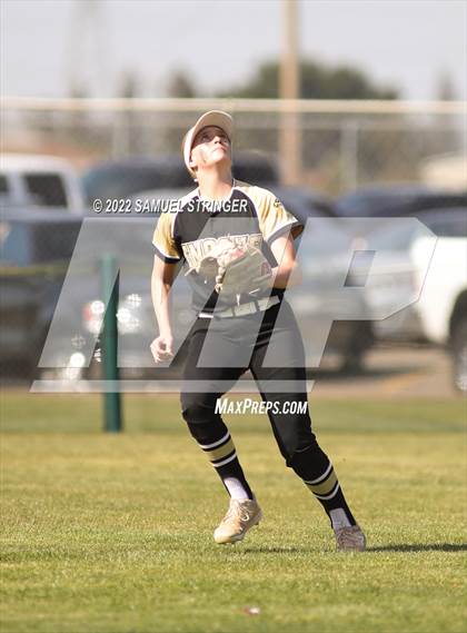 Thumbnail 1 in Escalon vs. Enochs (Rainbow Classic) photogallery.