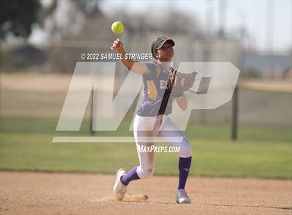 Thumbnail 1 in Escalon vs. Enochs (Rainbow Classic) photogallery.