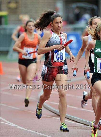 Thumbnail 3 in Penn Relays (4x800 Heats - Event 105) photogallery.