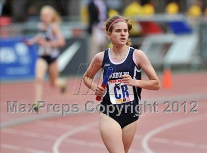 Thumbnail 1 in Penn Relays (4x800 Heats - Event 105) photogallery.