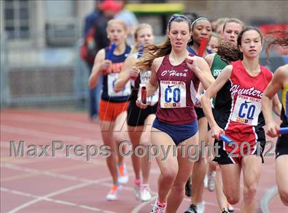 Thumbnail 1 in Penn Relays (4x800 Heats - Event 105) photogallery.