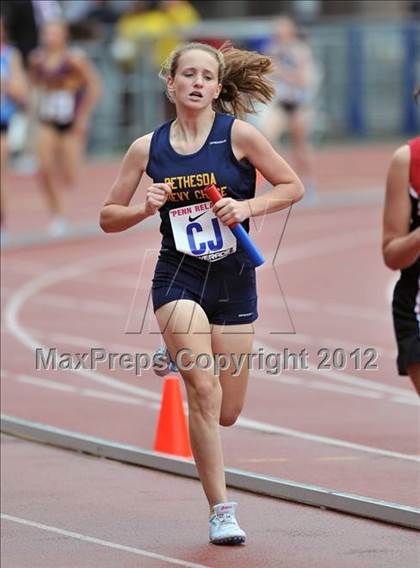 Thumbnail 1 in Penn Relays (4x800 Heats - Event 105) photogallery.