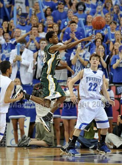 Thumbnail 3 in Rocklin vs. Eisenhower (CIF State D2 Final) photogallery.