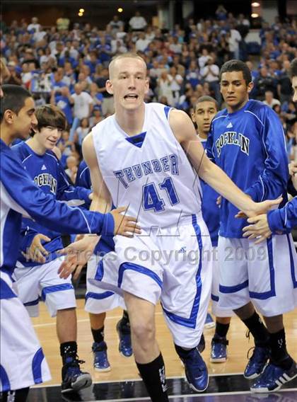 Thumbnail 1 in Rocklin vs. Eisenhower (CIF State D2 Final) photogallery.
