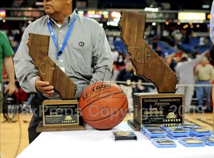Thumbnail 1 in Rocklin vs. Eisenhower (CIF State D2 Final) photogallery.
