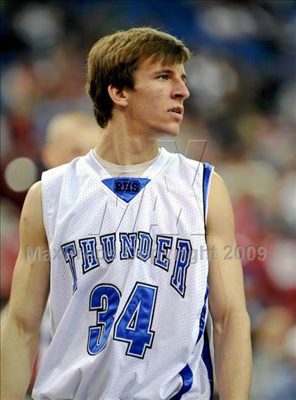 Thumbnail 1 in Rocklin vs. Eisenhower (CIF State D2 Final) photogallery.