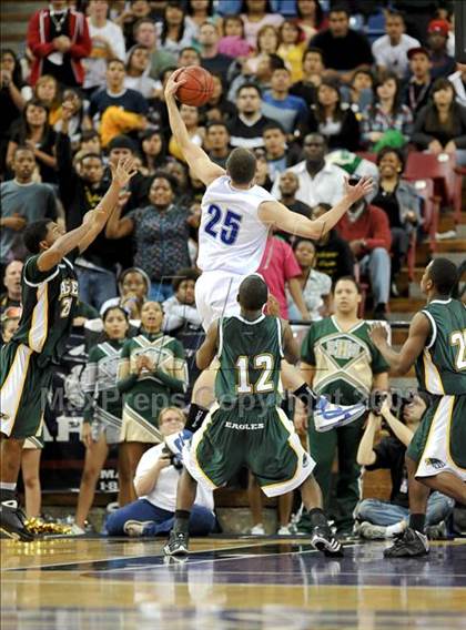 Thumbnail 1 in Rocklin vs. Eisenhower (CIF State D2 Final) photogallery.