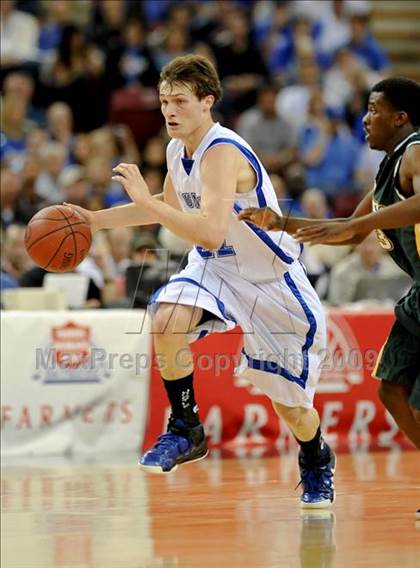 Thumbnail 1 in Rocklin vs. Eisenhower (CIF State D2 Final) photogallery.