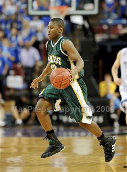 Thumbnail 2 in Rocklin vs. Eisenhower (CIF State D2 Final) photogallery.