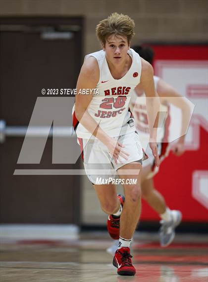 Thumbnail 2 in Cherokee Trail @ Regis Jesuit photogallery.