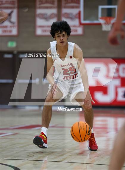 Thumbnail 2 in Cherokee Trail @ Regis Jesuit photogallery.