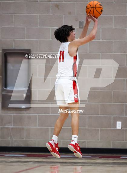 Thumbnail 1 in Cherokee Trail @ Regis Jesuit photogallery.