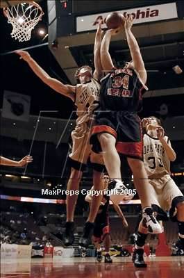 Thumbnail 3 in Harvard-Westlake vs Oak Park  (Sec. III-A Final)#2 photogallery.
