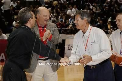 Thumbnail 2 in Harvard-Westlake vs Oak Park  (Sec. III-A Final)#2 photogallery.