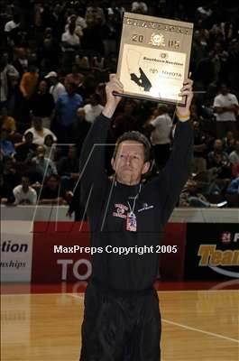 Thumbnail 1 in Harvard-Westlake vs Oak Park  (Sec. III-A Final)#2 photogallery.