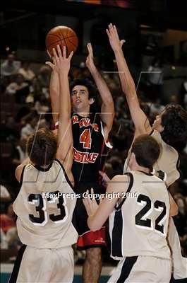 Thumbnail 1 in Harvard-Westlake vs Oak Park  (Sec. III-A Final)#2 photogallery.