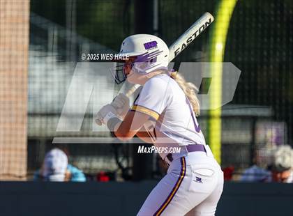 Thumbnail 3 in Hernando @ DeSoto Central photogallery.