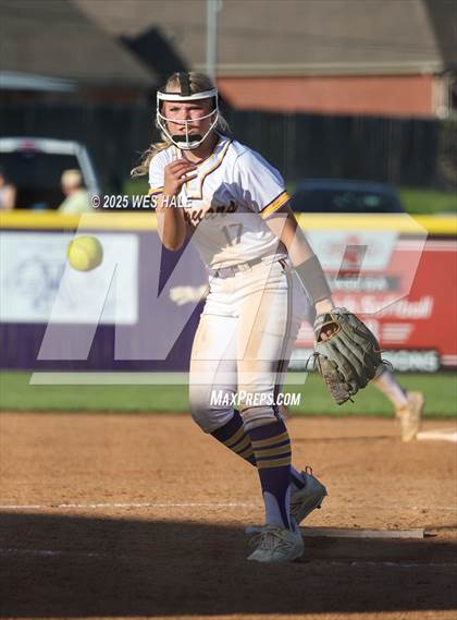 Thumbnail 2 in Hernando @ DeSoto Central photogallery.
