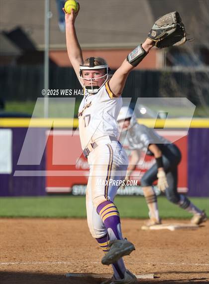 Thumbnail 3 in Hernando @ DeSoto Central photogallery.