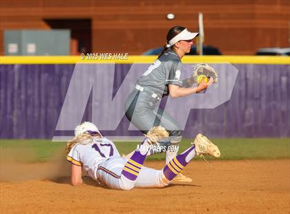 Thumbnail 3 in Hernando @ DeSoto Central photogallery.
