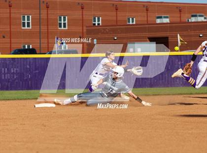 Thumbnail 3 in Hernando @ DeSoto Central photogallery.