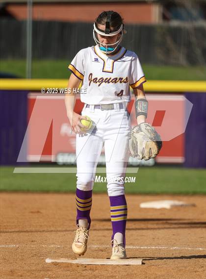 Thumbnail 3 in Hernando @ DeSoto Central photogallery.