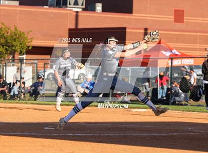 Thumbnail 3 in Hernando @ DeSoto Central photogallery.
