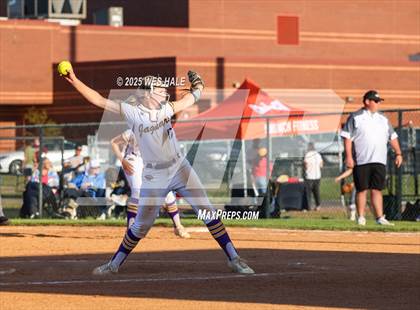 Thumbnail 3 in Hernando @ DeSoto Central photogallery.