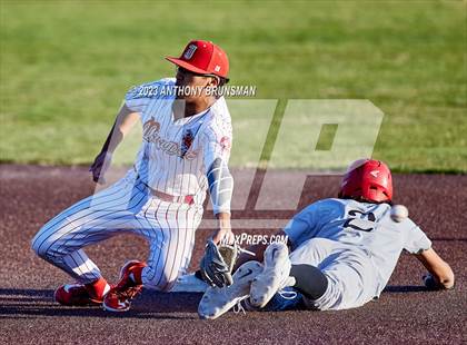 Thumbnail 3 in Lincoln @ Jesuit photogallery.