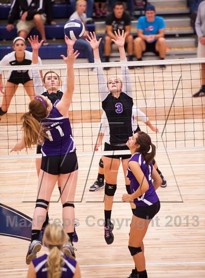 Thumbnail 2 in Arvada West vs. Douglas County (Titan Classic) photogallery.